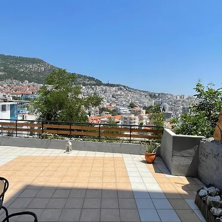 Facilis Vector House Apartment
