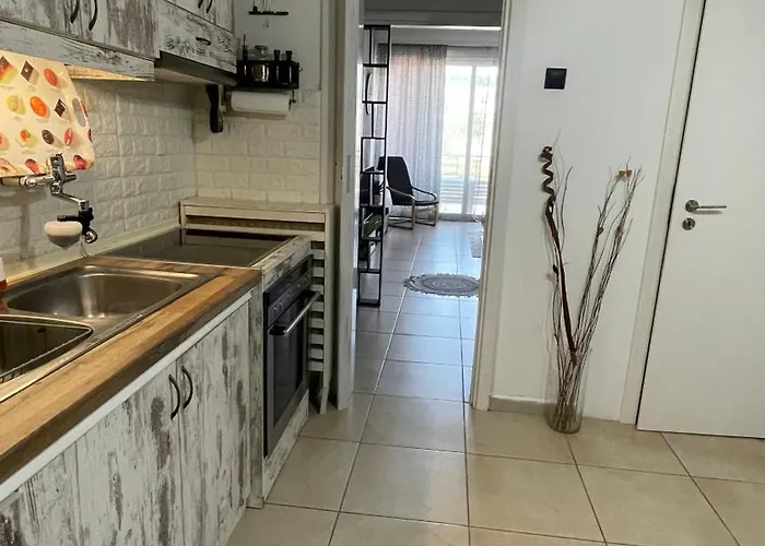 Facilis Vector House Apartment