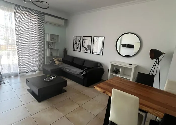 Facilis Vector House 카발라