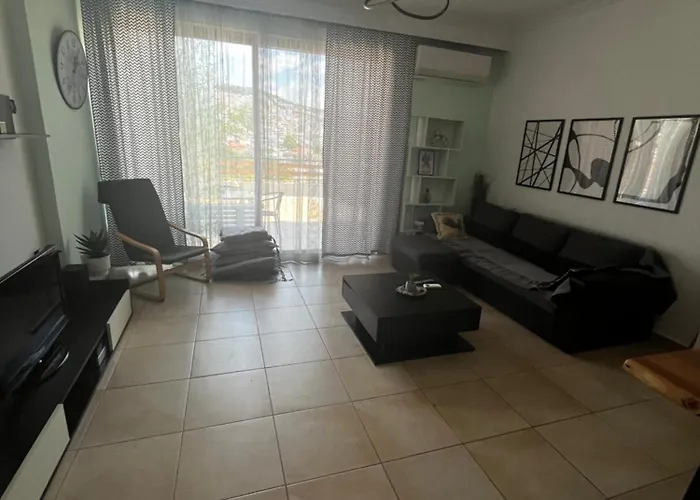 Facilis Vector House Apartment
